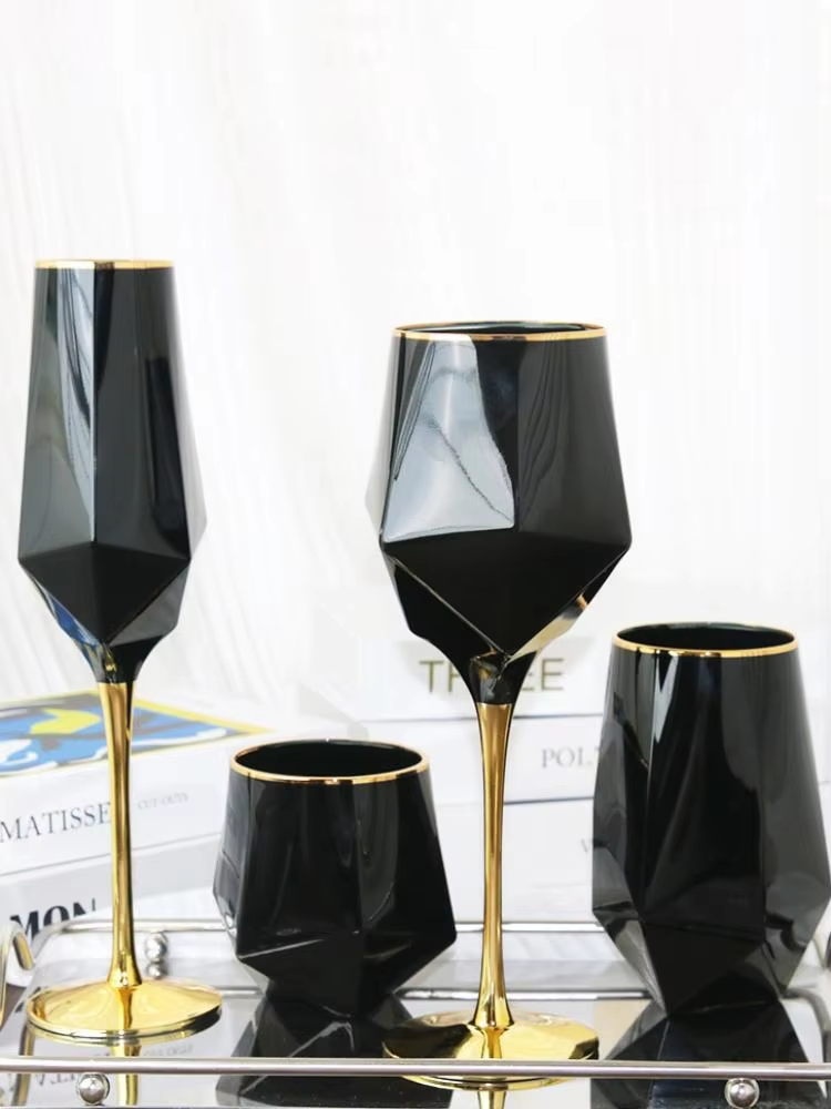 Wine Beer Whiskey - Czysty czarny kryształ ze złotą krawędzią