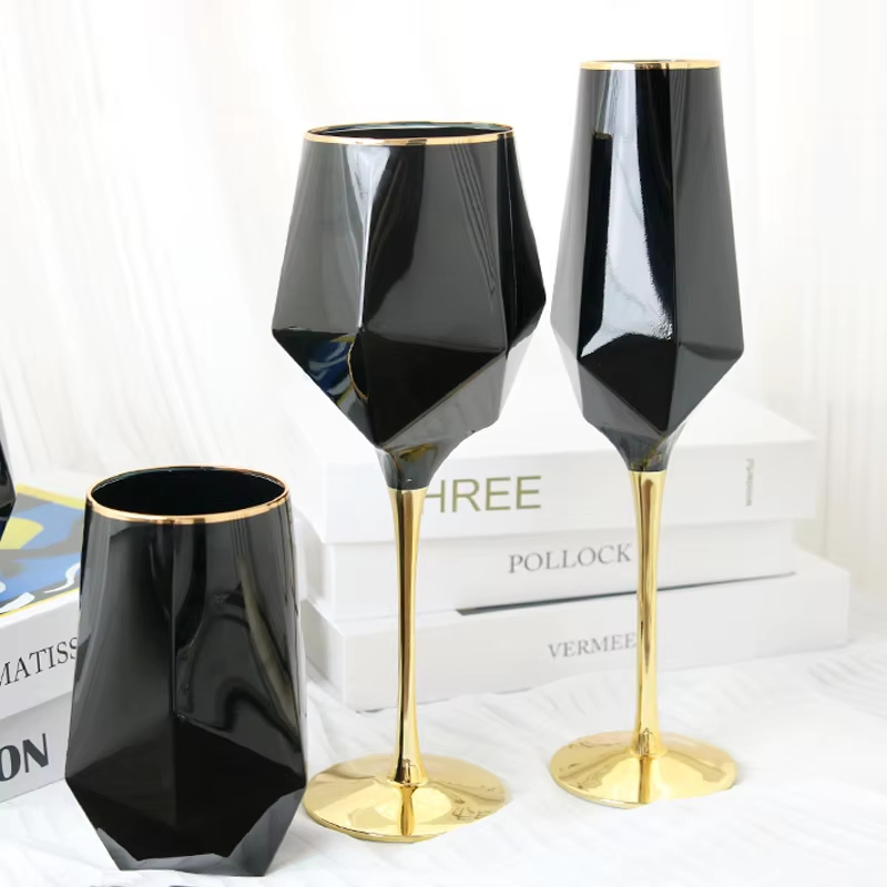 Czysty czarny kryształ ze złot – Wine Beer Whiskey recenzja i cena